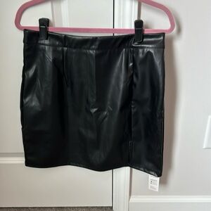 NWT Cupshe Black Faux Leather Skirt